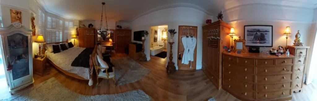 Olivia House Bed & Breakfast Порткоул Екстериор снимка