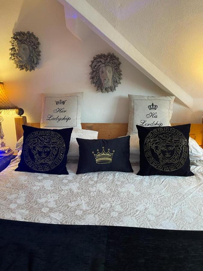 Olivia House Bed & Breakfast Порткоул Екстериор снимка