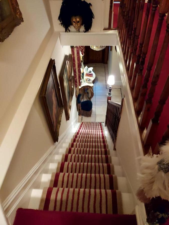 Olivia House Bed & Breakfast Порткоул Екстериор снимка